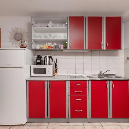 For Families With Children Valbandon, - 19511 Apartman